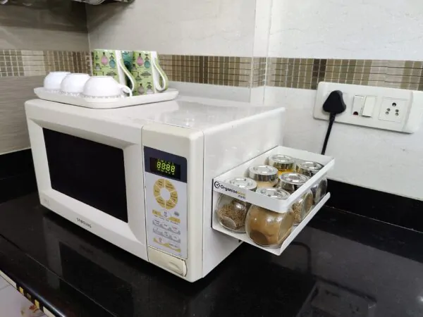 White - Movable Kitchen Organizer Storage Spice Magnetic Rack, 25 cmx 12.5 cm x 9 cm